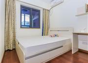 万科红（三期万科红立方大厦）-次卧