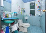 隆盛花园-卫生间