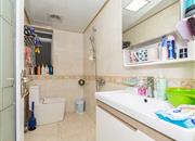 汇港名苑-卫生间