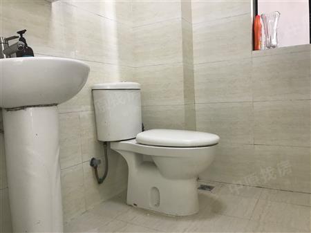 翡翠公寓-卫生间