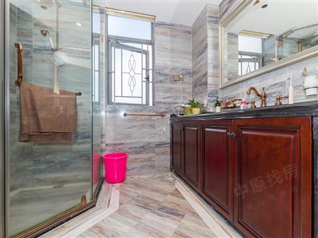 星都豪庭-卫生间