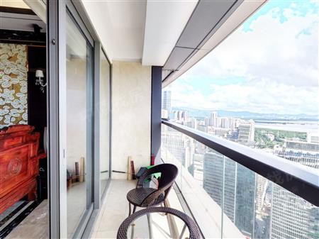 东海国际公寓-阳台