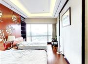 东海国际公寓-主卧