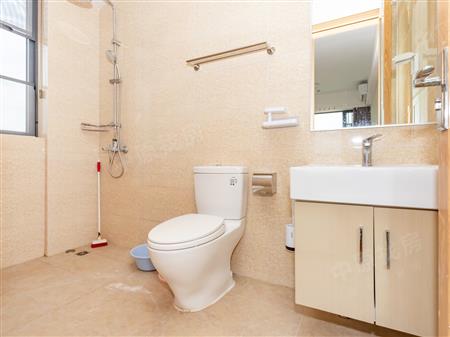 荣德SPACE-卫生间