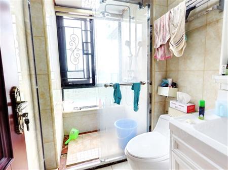 中洲华府（二期）-卫生间