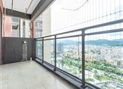 麟恒中心广场-阳台