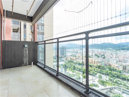 麟恒中心广场-阳台