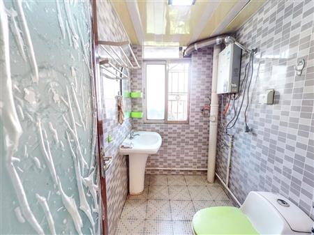 宝华花园-卫生间