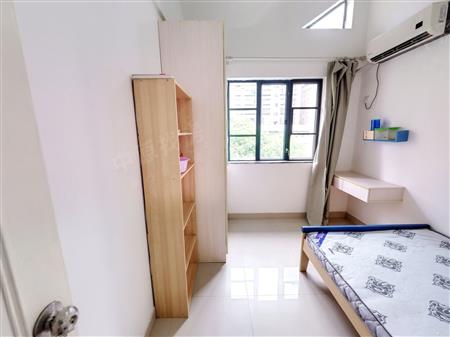 四季花城(六期南区)-次卧