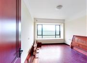 天峦湖花园-主卧