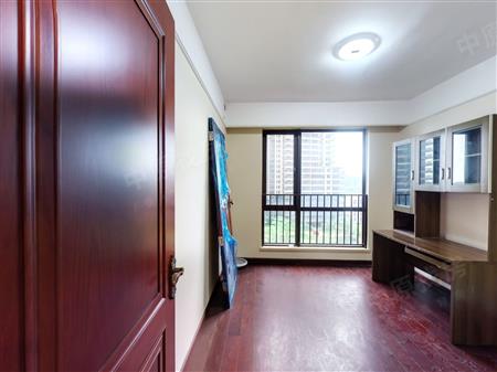 天峦湖花园-书房