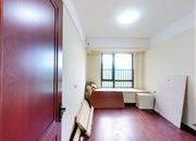 天峦湖花园-次卧