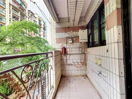 百仕达花园一期-阳台