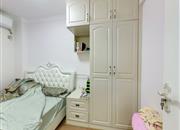 中房怡芬花园-主卧