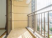 德润荣君府-阳台