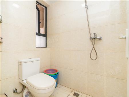 龙悦居四期-卫生间