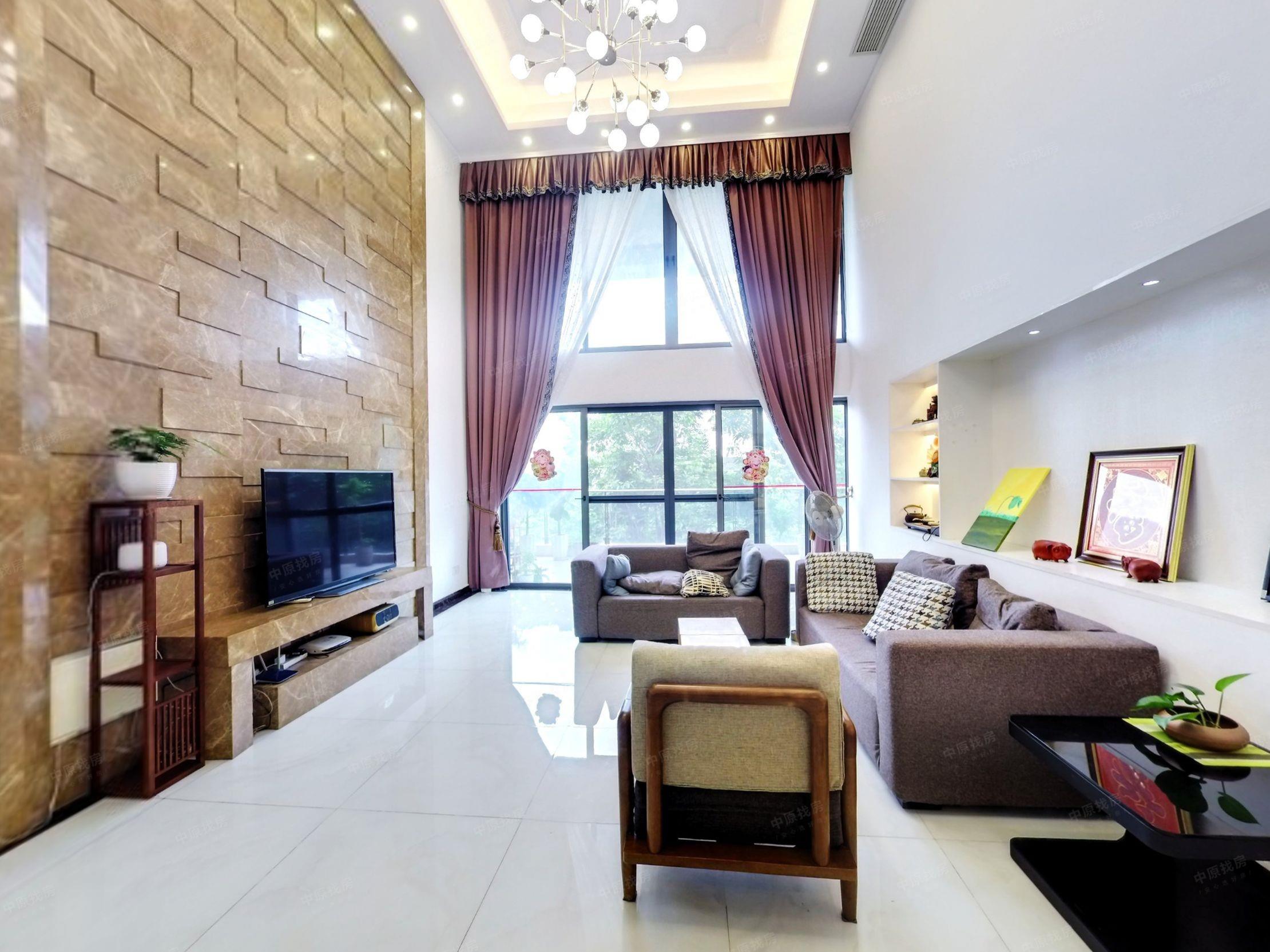 星河丹堤275平 **大复式 满五红本在手 非常安静宜居家