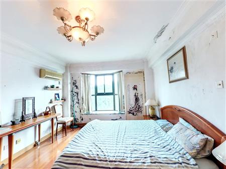 百仕达花园一期-次卧