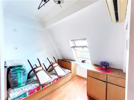 百仕达花园一期-次卧