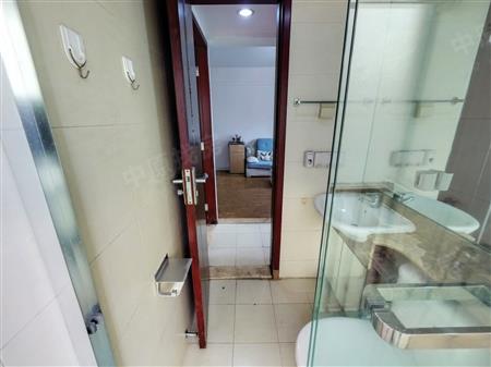 置地广场-卫生间