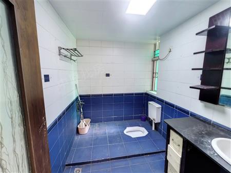 愉园新苑-卫生间