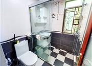 倚山花园（三期）-卫生间