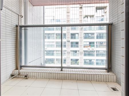 合正汇一城-阳台