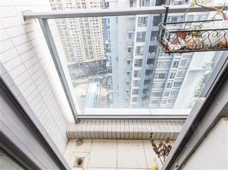 合正汇一城-阳台