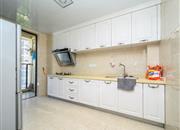 金亨利首府-厨房