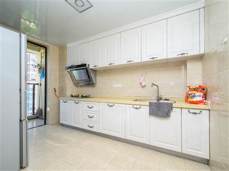 金亨利首府-厨房