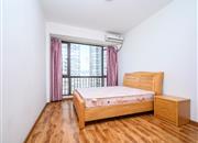 金亨利首府-次卧