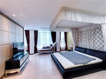 圣莫丽斯花园（二期）-主卧