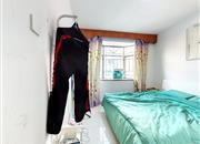 东方半岛花园-主卧