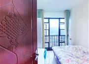 承瀚陶柏莉-次卧