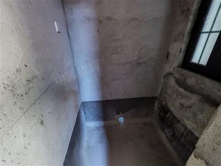 三科麓湾-卫生间