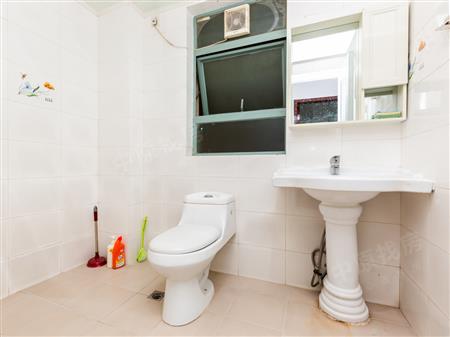 西城上筑花园-卫生间