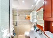 半岛城邦花园二期-卫生间