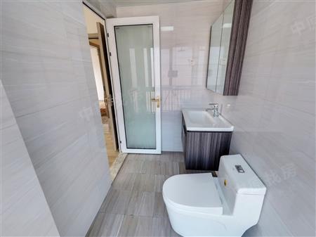 英郡年华花园（三期）-卫生间