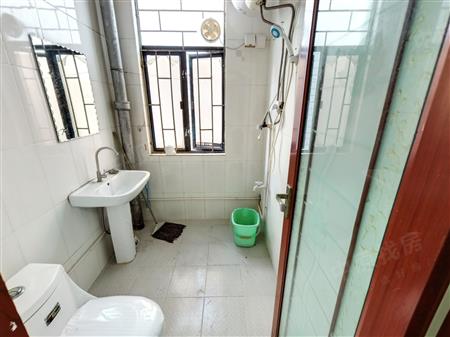 明珠花园-卫生间