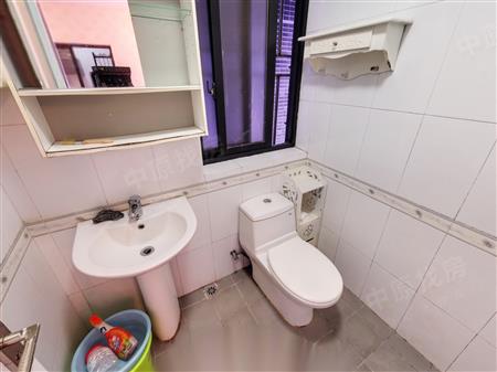 京基一百大厦-卫生间