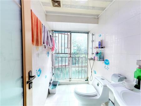 信义假日名城(五期B山翠居)-卫生间