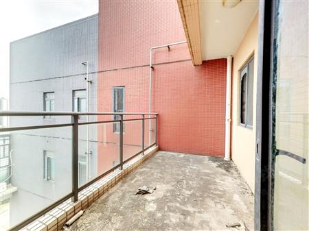 深业东城上邸-阳台