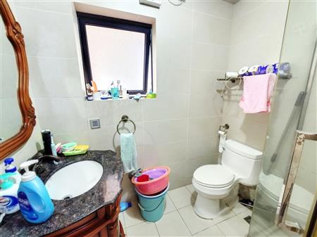 半岛城邦花园二期-卫生间