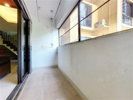 英郡年华花园（二期）-阳台