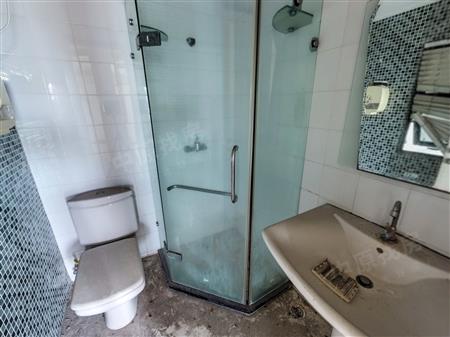 四海宜家-卫生间