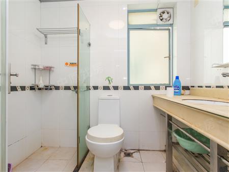 现代城华庭-卫生间