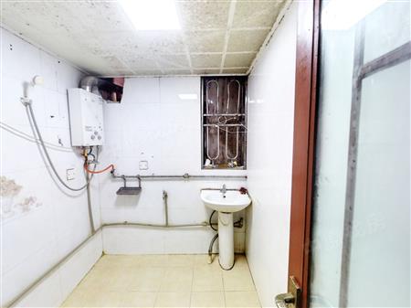 深南花园-卫生间