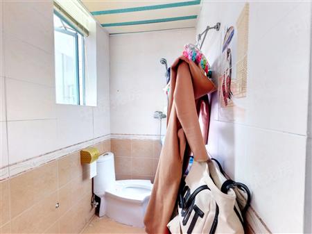 翡翠园山湖居二期-卫生间