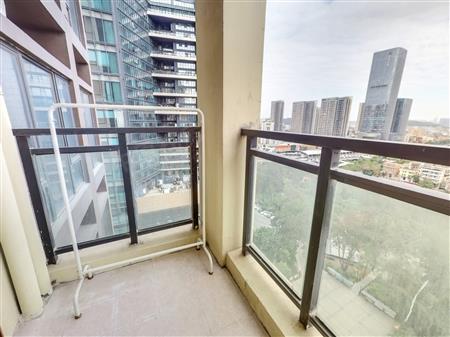 银信中心二期-阳台