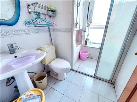 中央花园-卫生间